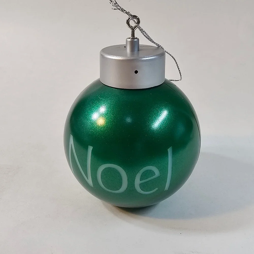 Mr. Christmas Noel‎ Glowing Greeting Ornament Green Sensor Christmas in Box